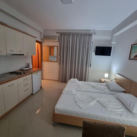 Thoma'S K Studios Vlorë Esterno foto