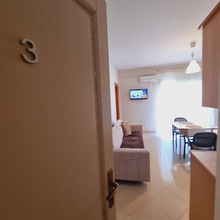 Thoma'S K Studios Vlorë Esterno foto