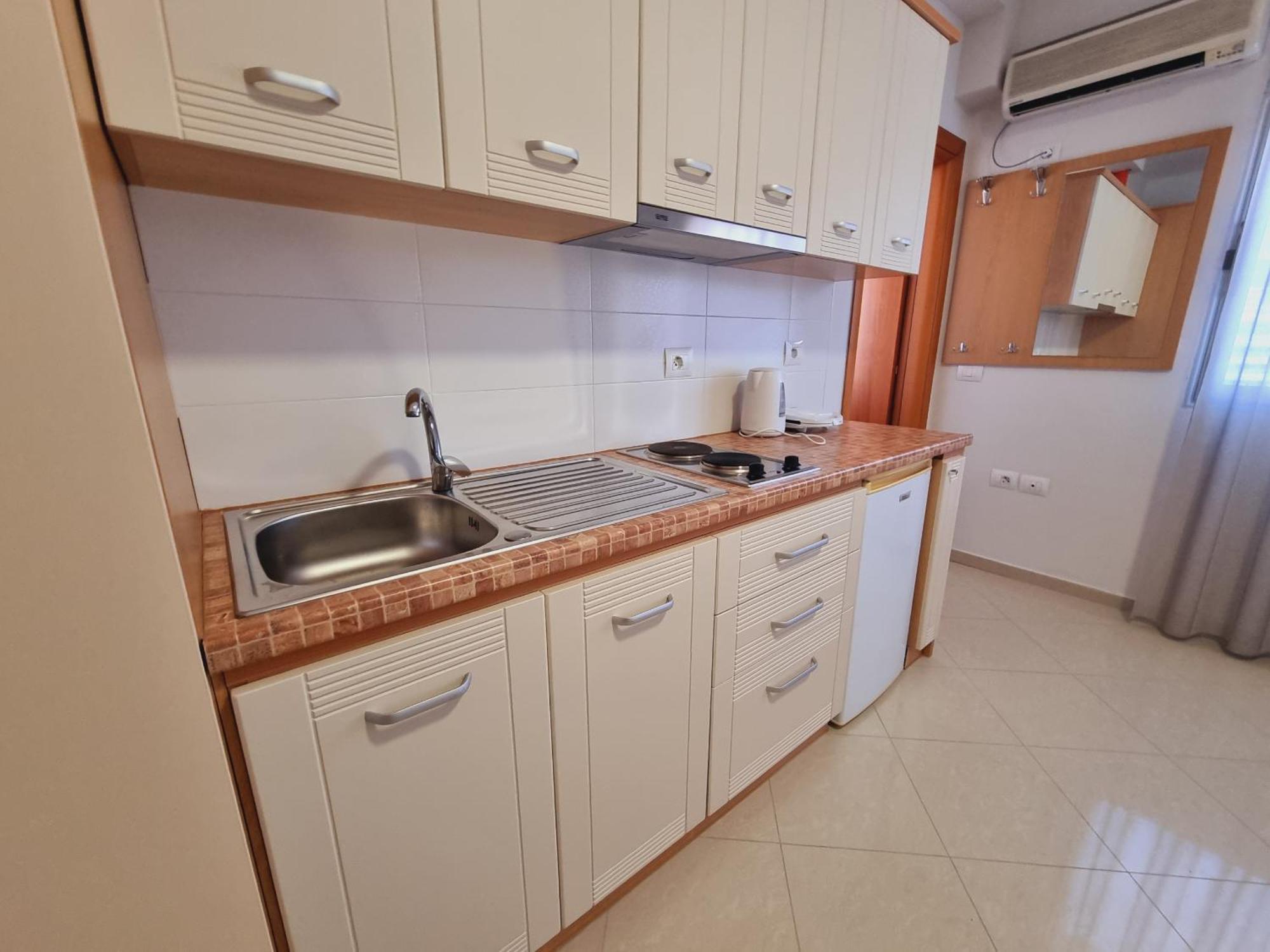 Thoma'S K Studios Vlorë Esterno foto