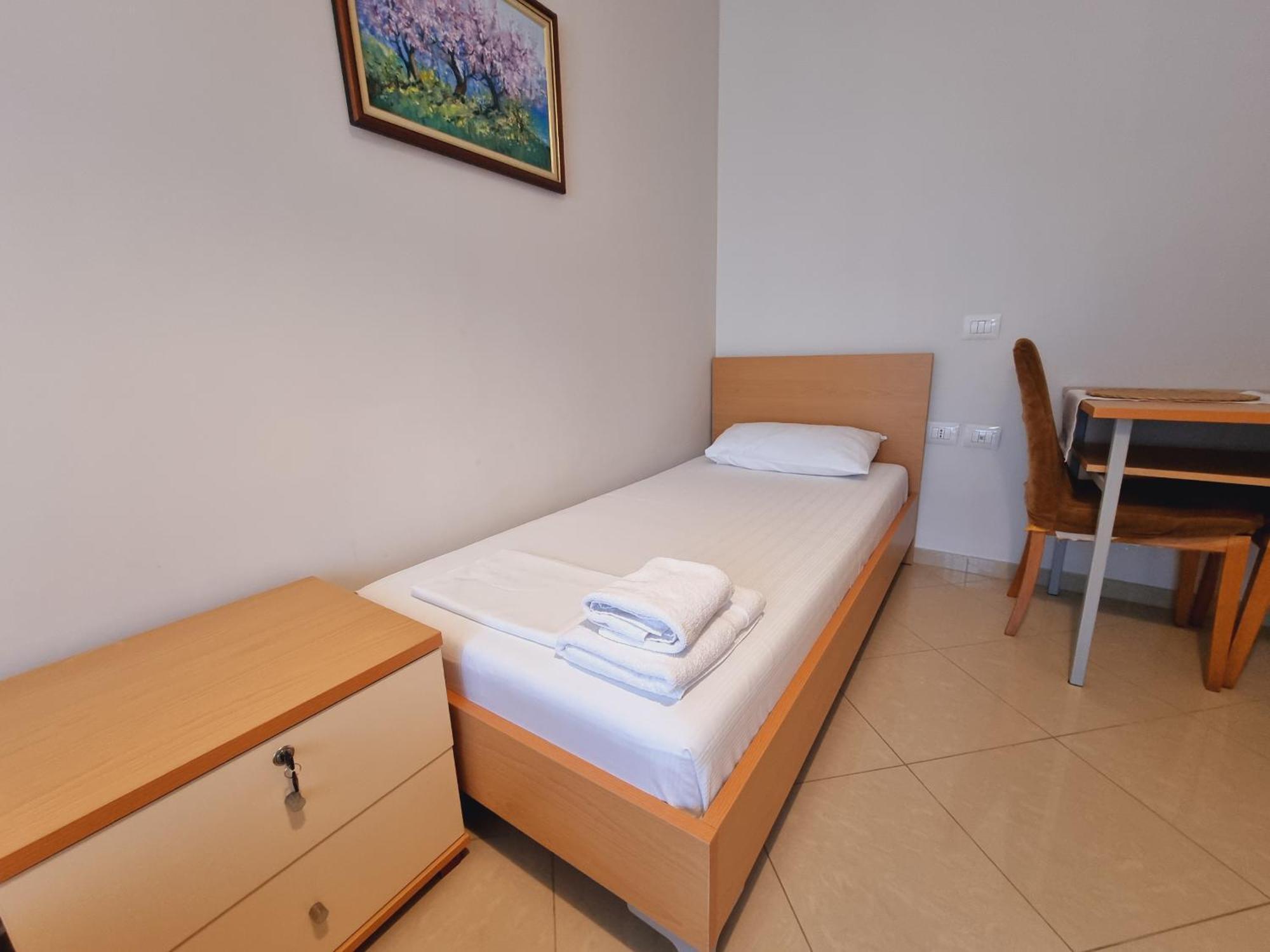 Thoma'S K Studios Vlorë Esterno foto
